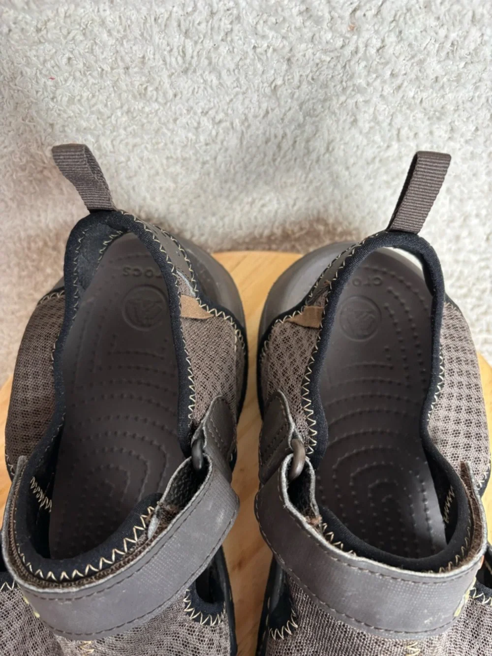 Crocs Sandals Mens 10 Brown Swiftwater Mesh Fisherman Deck Hiking Water Shoe